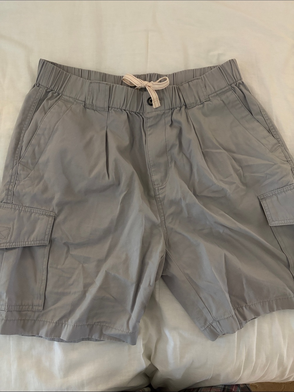 Tommy Bahama Men's Gray Cargo Drawstring Shorts Never Worn